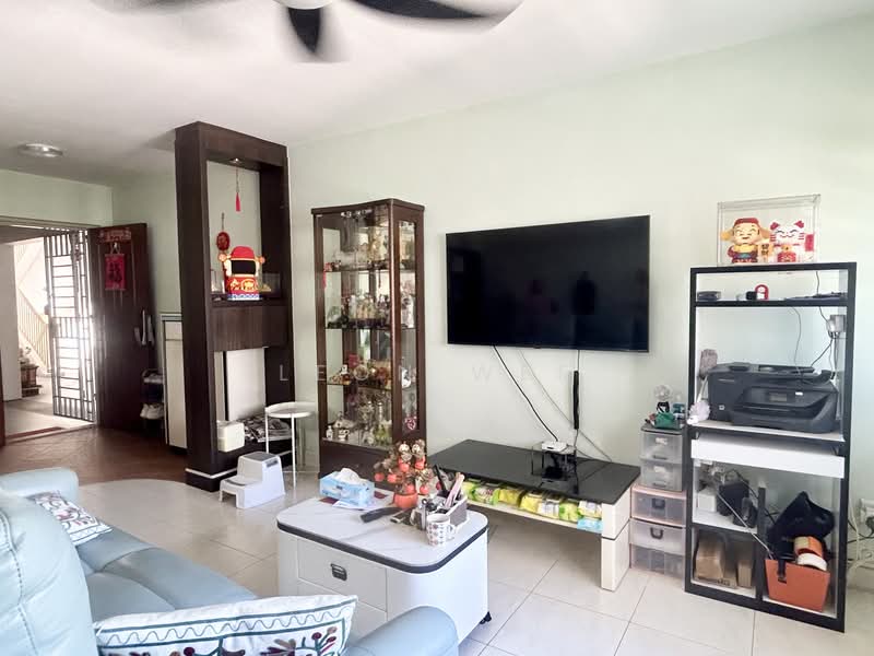 295C Compassvale Crescent, 295C Compassvale Crescent, 3 Bedrooms, 1,184 sqft, HDB Flat For Sale, by Leon Wee, 500142904 - Living Room - PropertyGuru.com.sg