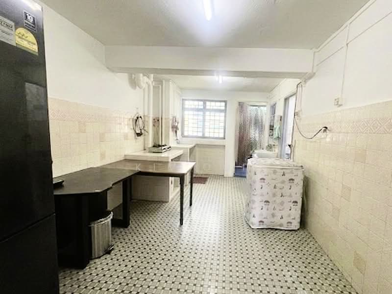 64 Kallang Bahru, 64 Kallang Bahru, 2 Bedrooms, 700 sqft, HDB Flat For Rent, by Kim Ooi, 500142908 - Kitchen - PropertyGuru.com.sg