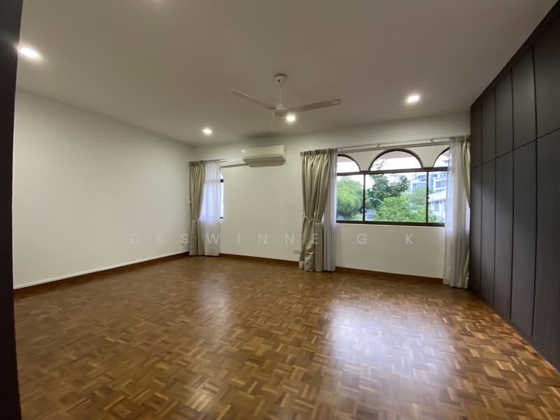 Rare Semi Detached at Duchess Road! 1km to Nanyang Pri & Raffles Girls Pri!, Duchess Road, Coronation Road, Prince of Wales Road, Princess of Wales Road, Duchess Ave, Tan Kah Kee, Shelford Road, Duke's Road, King's Road, 5 Bedrooms, 3,000 sqft, Semi-Detached House For Sale, by Deswinne G K, 500142923 - PropertyGuru.com.sg