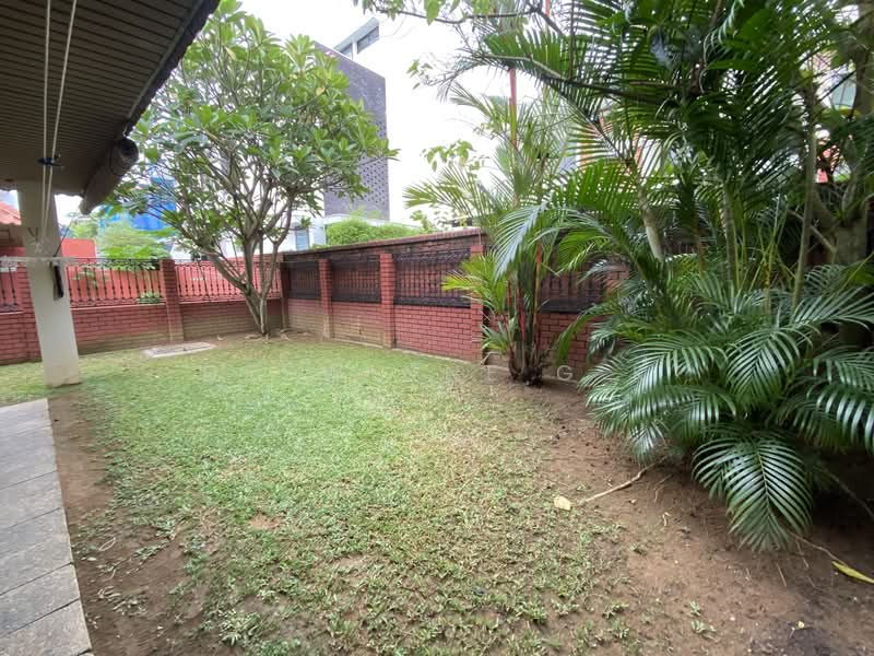 Rare Semi Detached at Duchess Road! 1km to Nanyang Pri & Raffles Girls Pri!, Duchess Road, Coronation Road, Prince of Wales Road, Princess of Wales Road, Duchess Ave, Tan Kah Kee, Shelford Road, Duke's Road, King's Road, 5 Bedrooms, 3,000 sqft, Semi-Detached House For Sale, by Deswinne G K, 500142923 - PropertyGuru.com.sg