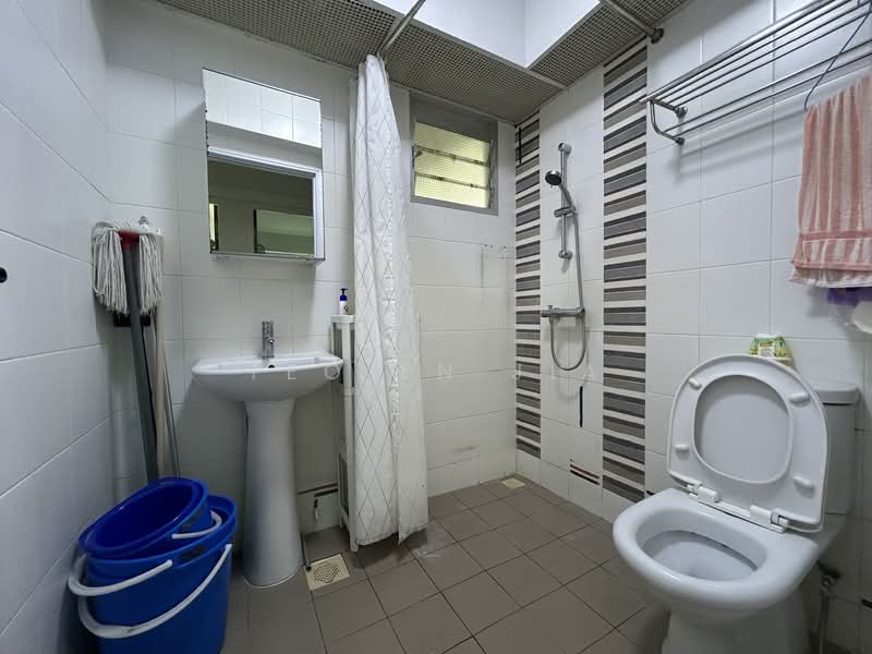 505A Yishun Street 51, 505A Yishun Street 51, Room Rental, 200 sqft, HDB Flat For Rent, by Teo En Jia, 500142924 - Bathroom - PropertyGuru.com.sg