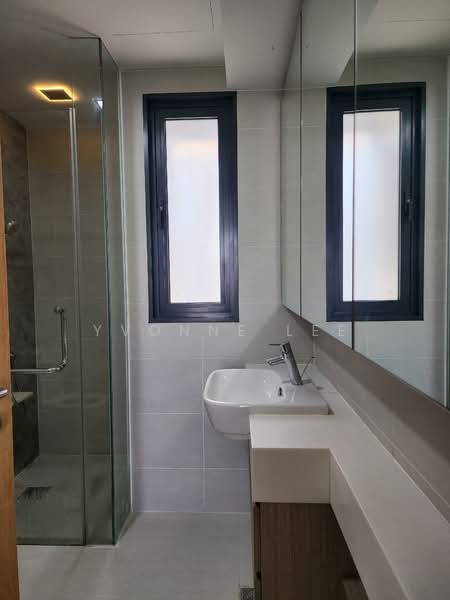 The Lakefront Residences, 42 Lakeside Drive, 3 Bedrooms, 1,023 sqft, Condominium For Rent, by Yvonne Lee, 500142957 - Bathroom - PropertyGuru.com.sg