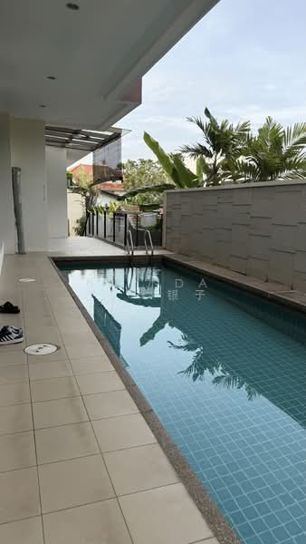 Shamrock Park, 47 Namly Crescent, 5 Bedrooms, 4,400 sqft, Semi-Detached House For Rent, by Brenda Yip 银子, 500142964 - Pool - PropertyGuru.com.sg