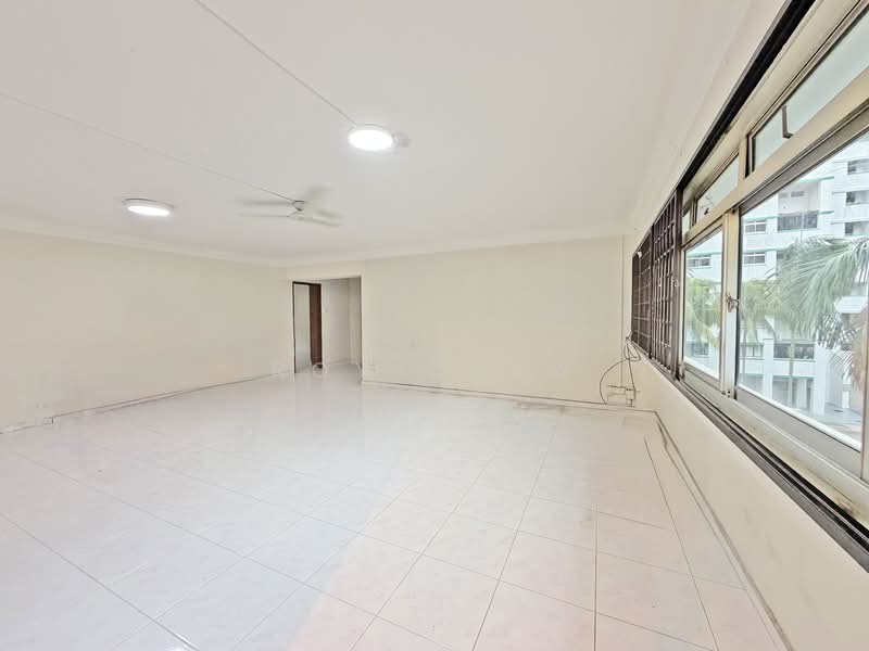 710 Pasir Ris Street 72, 710 Pasir Ris Street 72, 4 Bedrooms, 1,572 sqft, HDB Flat For Sale, by Roy Chew, 500142965 - Living Room - PropertyGuru.com.sg