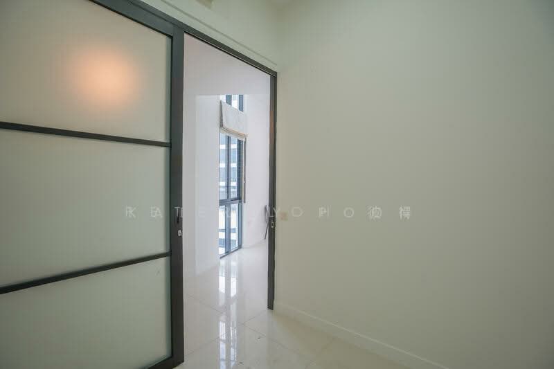 d'Leedon (Former Farrer Court), 13 Leedon Heights, 3 Bedrooms, 1,055 sqft, Condominium For Sale, by Kaisley Poon, 500142974 - Interior - PropertyGuru.com.sg