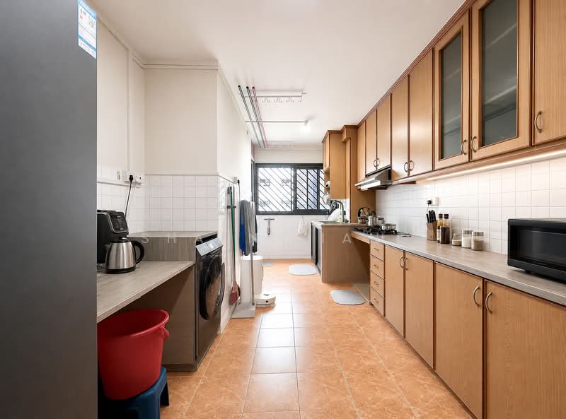 457 Jurong West Street 41, 457 Jurong West Street 41, 2 Bedrooms, 785 sqft, HDB Flat For Sale, by Shaun Jiang, 500143004 - Kitchen - PropertyGuru.com.sg