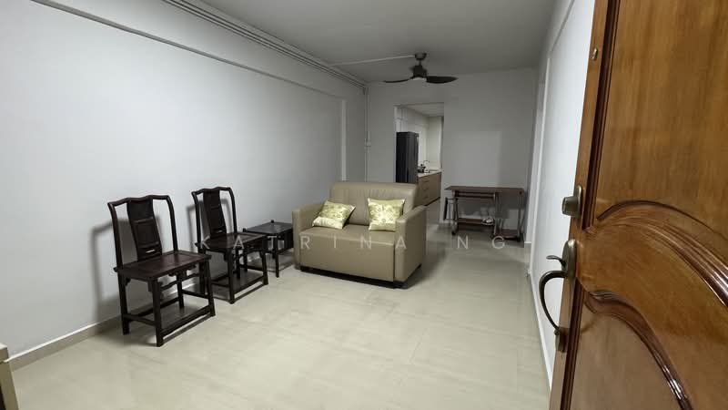 341 Clementi Avenue 5, 341 Clementi Avenue 5, 2 Bedrooms, 700 sqft, HDB Flat For Rent, by Katrina Ng, 500143007 - Living Room - PropertyGuru.com.sg