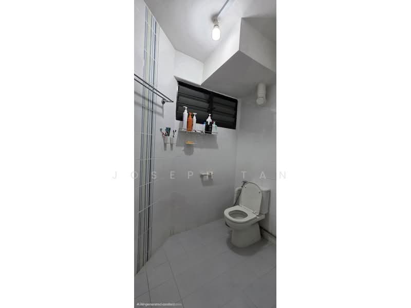 146 Jalan Bukit Merah, 146 Jalan Bukit Merah, Room Rental, 150 sqft, HDB Flat For Rent, by Joseph Tan, 500143013 - Bathroom - PropertyGuru.com.sg