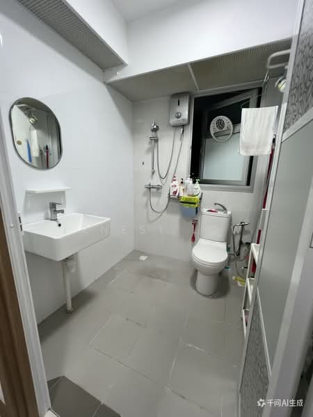 421C Northshore Drive, 421C Northshore Drive, Studio, 505 sqft, HDB Flat For Sale, by Ernest Low, 500143027 - Bathroom - PropertyGuru.com.sg