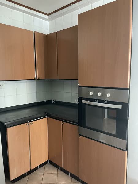 Spring Grove, 53 Grange Road, 4 Bedrooms, 1,668 sqft, Condominium For Rent, by Pearl Wong, 500143033 - Kitchen - PropertyGuru.com.sg