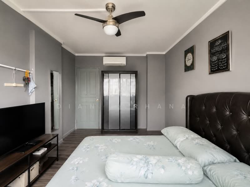 293 Tampines Street 22, 293 Tampines Street 22, 3 Bedrooms, 1,130 sqft, HDB Flat For Sale, by Dian Farhana, 500143034 - Bedroom - PropertyGuru.com.sg