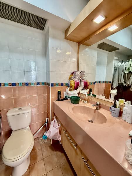 631 Senja Road, 631 Senja Road, 3 Bedrooms, 969 sqft, HDB Flat For Sale, by Darrel Mok, 500143036 - Bathroom - PropertyGuru.com.sg