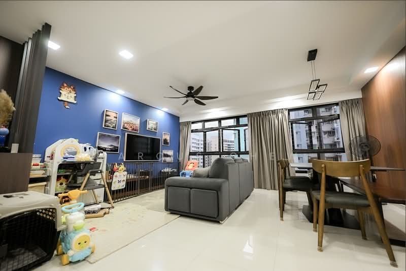 546A Segar Road, 546A Segar Road, 3 Bedrooms, 1,205 sqft, HDB Flat For Sale, by Marcus Chew, 500143046 - PropertyGuru.com.sg