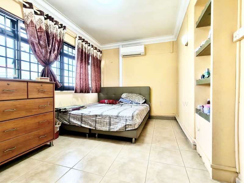447 Choa Chu Kang Avenue 4, 447 Choa Chu Kang Avenue 4, 4 Bedrooms, 1,281 sqft, HDB Flat For Sale, by Lawrence Yeow, 500143052 - Bedroom - PropertyGuru.com.sg