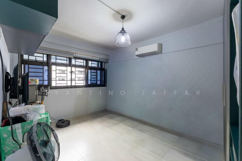 305 Ang Mo Kio Avenue 1, 305 Ang Mo Kio Avenue 1, 4 Bedrooms, 1,044 sqft, HDB Flat For Sale, by Riyantino Jaffar, 500143053 - Interior - PropertyGuru.com.sg