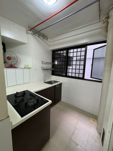522 Woodlands Drive 14, 522 Woodlands Drive 14, 3 Bedrooms, 1,098 sqft, HDB Flat For Sale, by Lawrence Yeow, 500143057 - Kitchen - PropertyGuru.com.sg