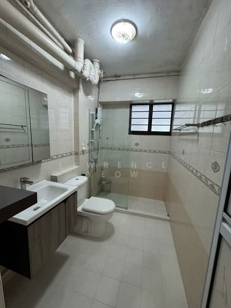 522 Woodlands Drive 14, 522 Woodlands Drive 14, 3 Bedrooms, 1,098 sqft, HDB Flat For Sale, by Lawrence Yeow, 500143057 - Bathroom - PropertyGuru.com.sg