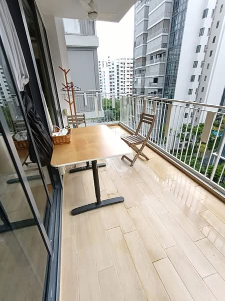 The Luxurie, 21 Compassvale Road, 3 Bedrooms, 1,055 sqft, Condominium For Rent, by Larry Lee, 500143062 - Balcony - PropertyGuru.com.sg