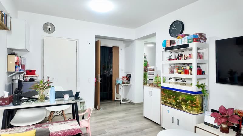 601B Tampines Avenue 9, 601B Tampines Avenue 9, 2 Bedrooms, 732 sqft, HDB Flat For Sale, by Jerez Amsyar, 500143076 - Living Room - PropertyGuru.com.sg