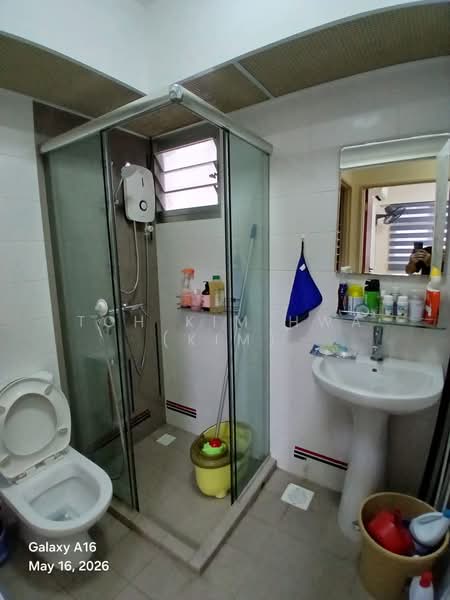 224A Sumang Lane, 224A Sumang Lane, Room Rental, 88 sqft, HDB Flat For Rent, by Toh Kim Hwa (Kim), 500143078 - Bathroom - PropertyGuru.com.sg