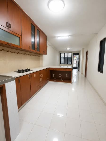 309 Bukit Batok Street 31, 309 Bukit Batok Street 31, 2 Bedrooms, 700 sqft, HDB Flat For Sale, by Yeo Tong Boon, 500143079 - Kitchen - PropertyGuru.com.sg