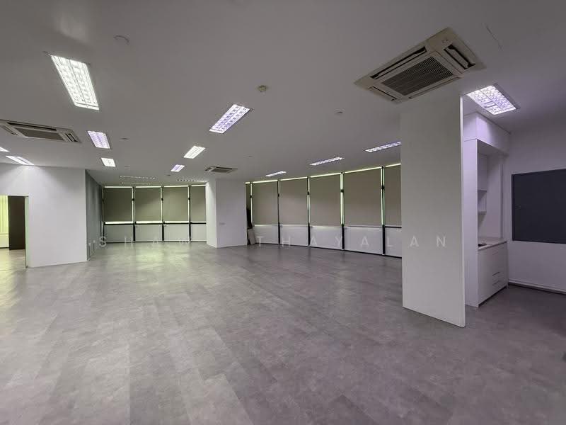 Oxley BizHub, 61 Ubi Road 1, Eunos / Geylang / Paya Lebar, 2,239 sqft, Light Industrial (B1) For Rent, by Shawn Thayalan, 500143087 - CommercialGuru.com.sg