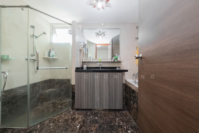 The Gardens at Bishan, 1 Sin Min Walk, 4 Bedrooms, 1,582 sqft, Condominium For Sale, by Boon Chong Ng, 500143095 - Master Bathroom - PropertyGuru.com.sg
