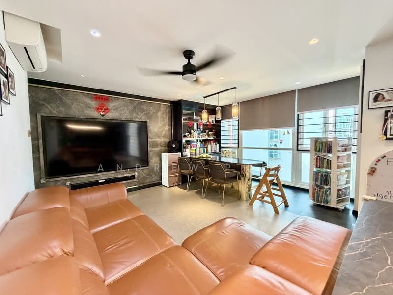 Changi Rise Condo, 12 Simei Rise, 3 Bedrooms, 1,259 sqft, Condominium For Sale, by Andrew Phee, 500143100 - Living Room - PropertyGuru.com.sg