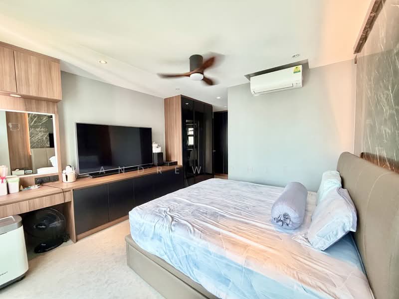 Changi Rise Condo, 12 Simei Rise, 3 Bedrooms, 1,259 sqft, Condominium For Sale, by Andrew Phee, 500143100 - Master Bedroom - PropertyGuru.com.sg