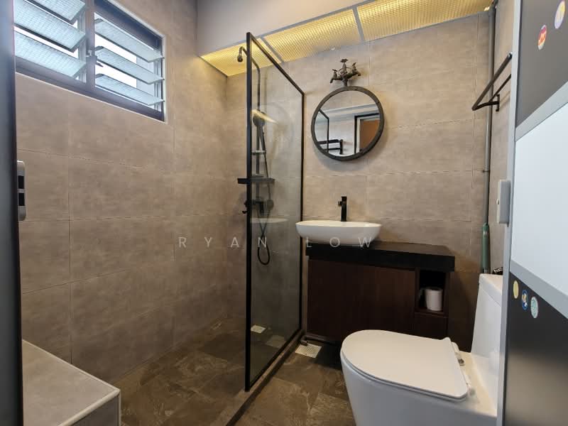 470A Fernvale Link, 470A Fernvale Link, 3 Bedrooms, 1,000 sqft, HDB Flat For Rent, by Ryan Low, 500143101 - Bathroom - PropertyGuru.com.sg