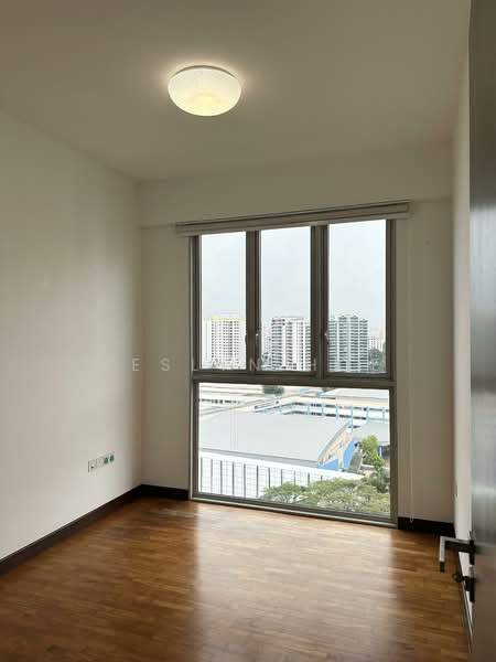 eCO, Bedok South Avenue 3, 2 Bedrooms, 861 sqft, Condominium For Rent, by Jeslyn Hoe, 500143115 - Common bedroom - PropertyGuru.com.sg
