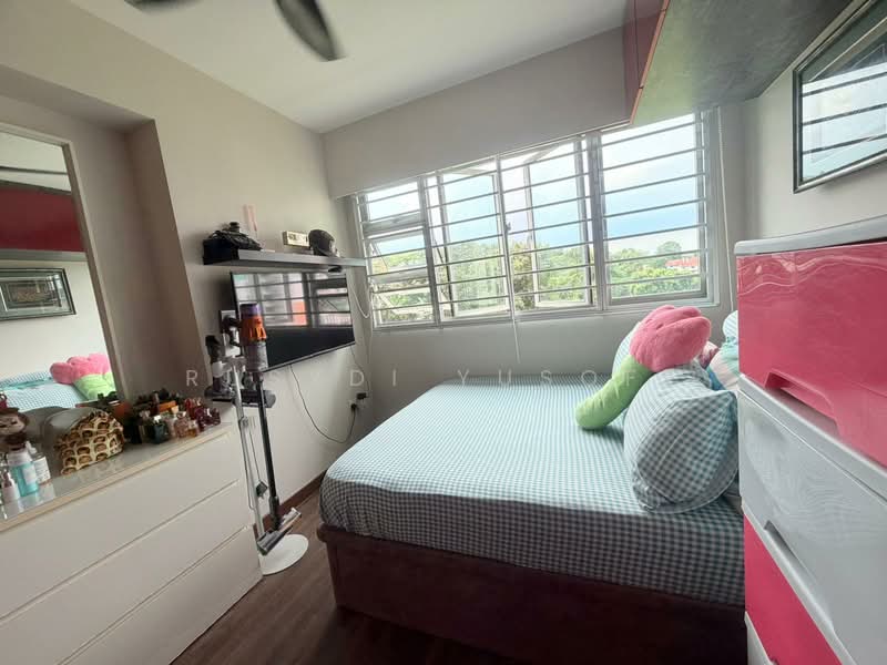591A Montreal Link, 591A Montreal Link, 1 Bedroom, 505 sqft, HDB Flat For Sale, by Rusydi Yusoff, 500143120 - Bedroom - PropertyGuru.com.sg