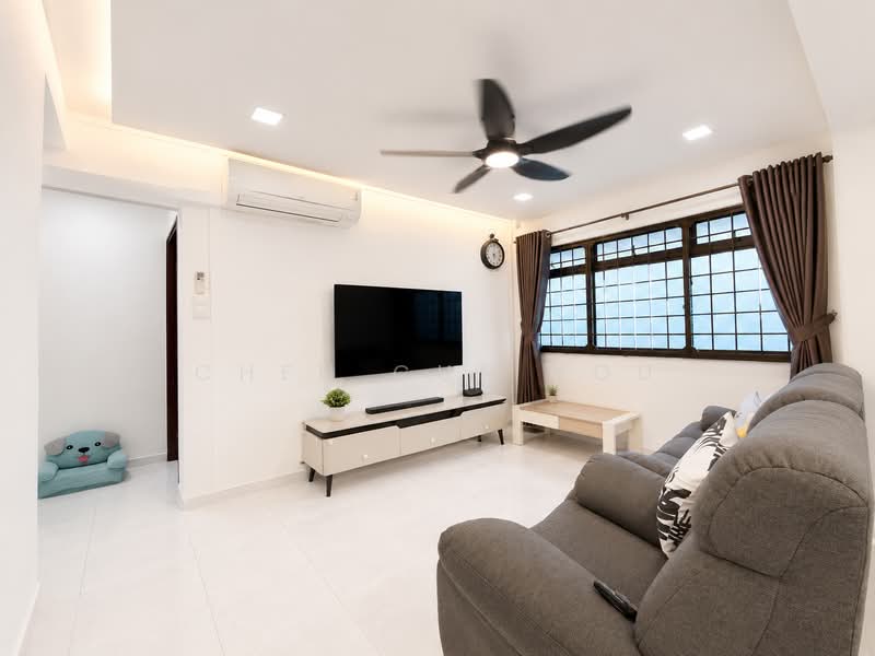 316 Sembawang Vista, 316 Sembawang Vista, 3 Bedrooms, 1,076 sqft, HDB Flat For Sale, by Chen Cun You, 500143124 - Living Room - PropertyGuru.com.sg