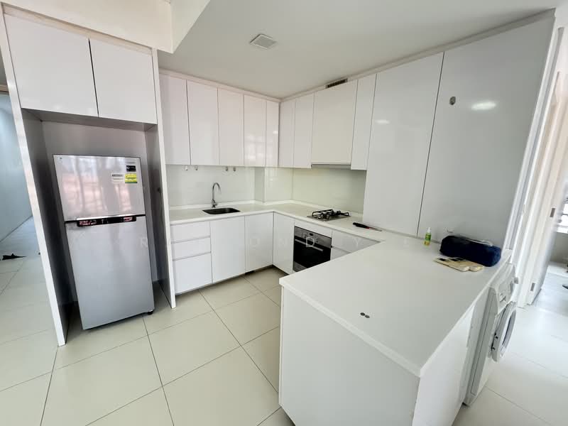 City Studios, 30 Race Course Lane, 2 Bedrooms, 753 sqft, Apartment For Rent, by Raymond Yee, 500143127 - Kitchen - PropertyGuru.com.sg