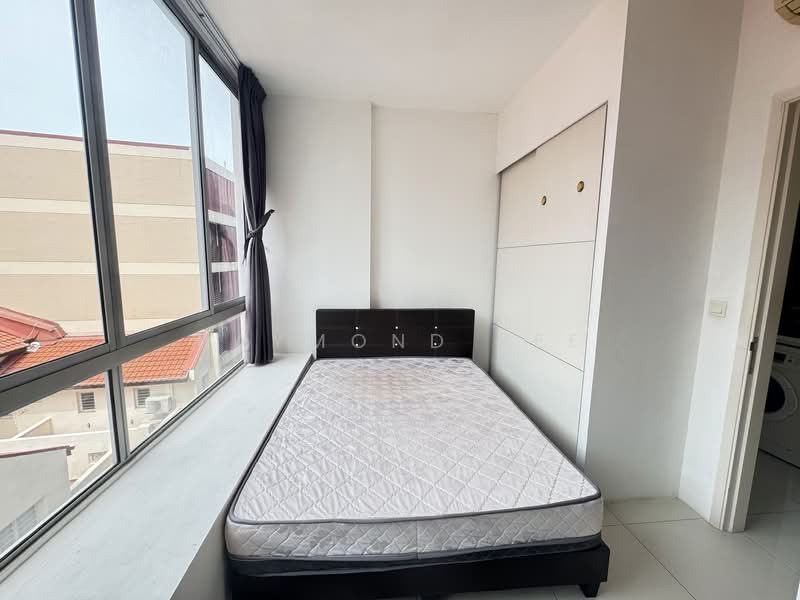 City Studios, 30 Race Course Lane, 2 Bedrooms, 753 sqft, Apartment For Rent, by Raymond Yee, 500143127 - Bedroom - PropertyGuru.com.sg