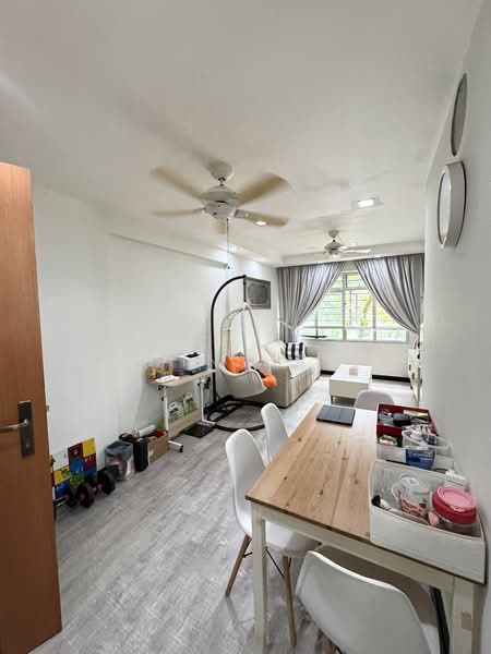 636A Senja Parc View, 636A Senja Road, 2 Bedrooms, 721 sqft, HDB Flat For Sale, by Irwin Hafiz, 500143135 - Living Room - PropertyGuru.com.sg