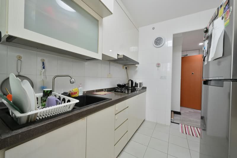 636A Senja Parc View, 636A Senja Road, 2 Bedrooms, 721 sqft, HDB Flat For Sale, by Irwin Hafiz, 500143135 - Kitchen - PropertyGuru.com.sg