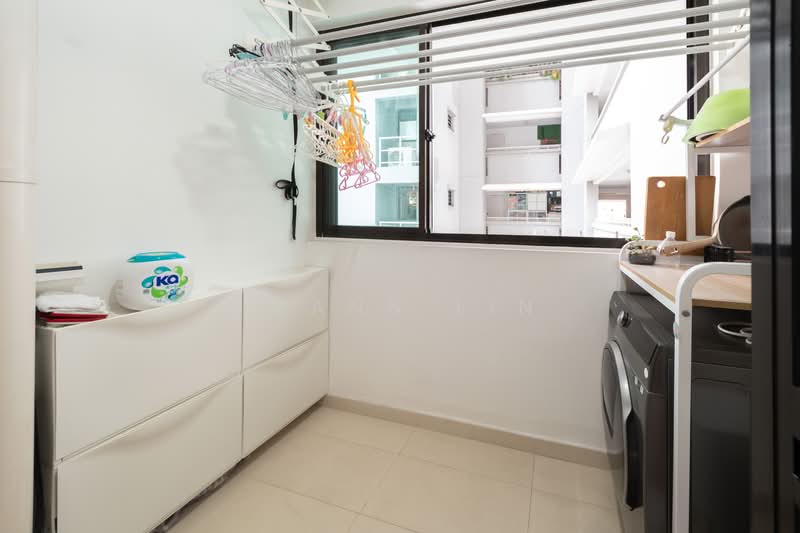 415A Northshore Drive, 415A Northshore Drive, 3 Bedrooms, 1,022 sqft, HDB Flat For Sale, by Leann Lin, 500143137 - Interior - PropertyGuru.com.sg