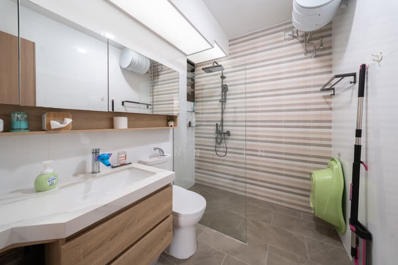 415A Northshore Drive, 415A Northshore Drive, 3 Bedrooms, 1,022 sqft, HDB Flat For Sale, by Leann Lin, 500143137 - Bathroom - PropertyGuru.com.sg