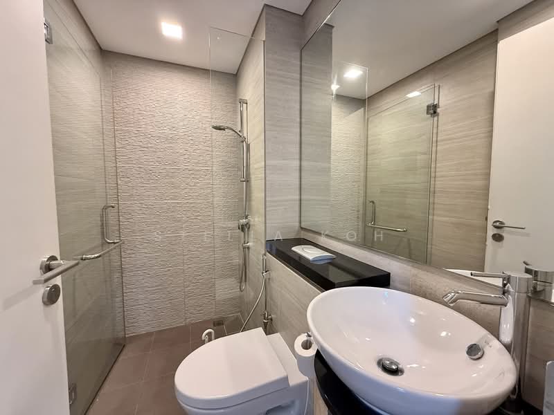 Charlton 27, 31G Surin Avenue, 5 Bedrooms, 5,952 sqft, Cluster House For Rent, by Stella Koh, 500143138 - Bathroom - PropertyGuru.com.sg