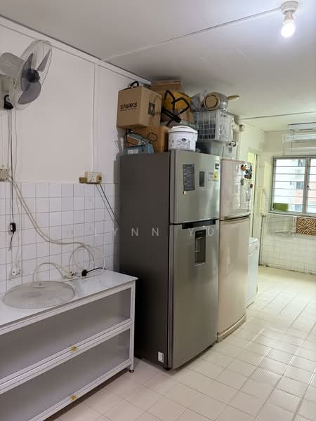 362 Clementi Avenue 2, 362 Clementi Avenue 2, 2 Bedrooms, 807 sqft, HDB Flat For Rent, by Lynn Yu, 500143146 - Kitchen - PropertyGuru.com.sg
