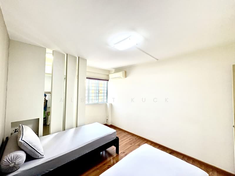 669 Hougang Avenue 8, 669 Hougang Avenue 8, 3 Bedrooms, 1,119 sqft, HDB Flat For Sale, by Albert Kuck, 500143152 - Bedroom - PropertyGuru.com.sg