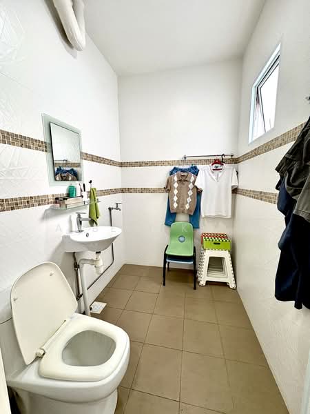 669 Hougang Avenue 8, 669 Hougang Avenue 8, 3 Bedrooms, 1,119 sqft, HDB Flat For Sale, by Albert Kuck, 500143152 - Bathroom - PropertyGuru.com.sg
