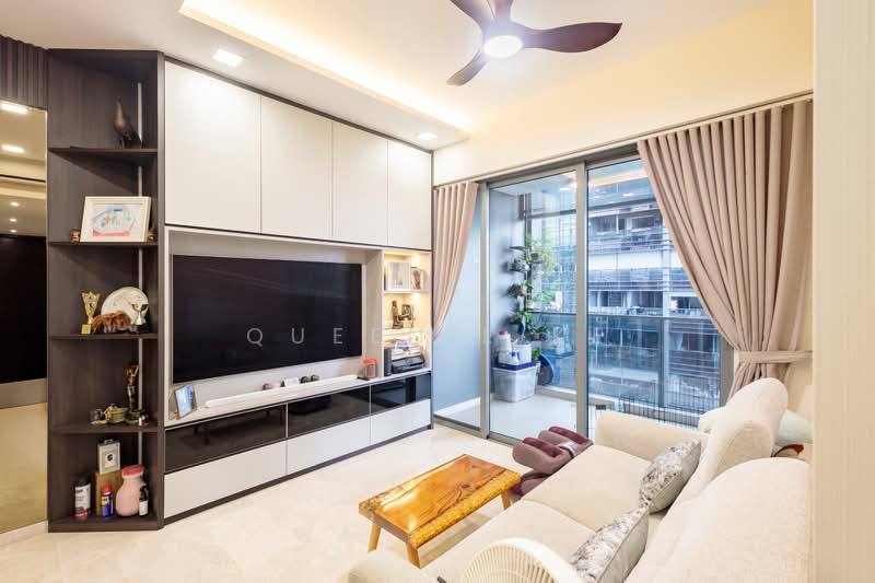 JadeScape, 6 Shunfu Road, 3 Bedrooms, 1,055 sqft, Condominium For Sale, by Queenie Ke, 500143154 - Living Room - PropertyGuru.com.sg