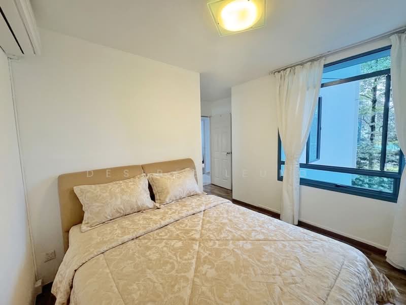 184 Edgefield Plains, 184 Edgefield Plains, 4 Bedrooms, 1,378 sqft, HDB Flat For Sale, by Desiree Leung, 500143159 - Master Bedroom - PropertyGuru.com.sg