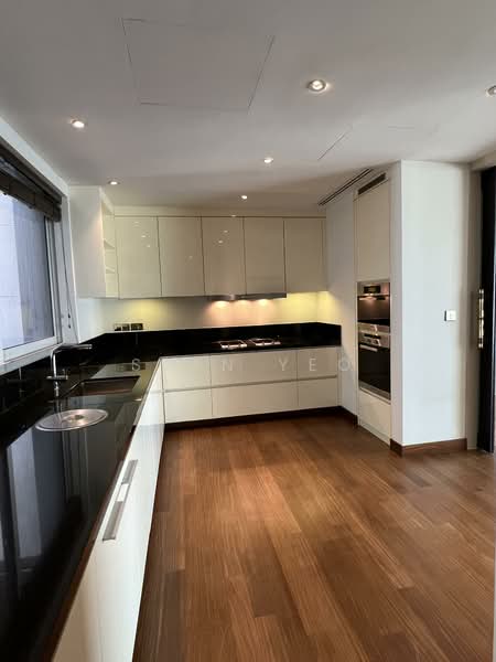 St. Regis Residences Singapore, 33 Tanglin Road, 4 Bedrooms, 3,897 sqft, Condominium For Rent, by Sean Yeo, 500143160 - Kitchen - PropertyGuru.com.sg
