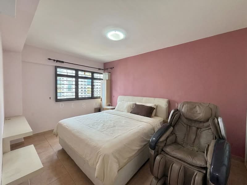 690A Choa Chu Kang Crescent, 690A Choa Chu Kang Crescent, 3 Bedrooms, 1,184 sqft, HDB Flat For Sale, by Desmond Koh, 500143162 - Bedroom - PropertyGuru.com.sg