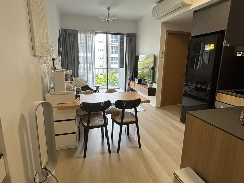 The Navian, Jalan Eunos, 2 Bedrooms, 657 sqft, Condominium For Sale, by Jerry Ye, 500143166 - Living Room - PropertyGuru.com.sg