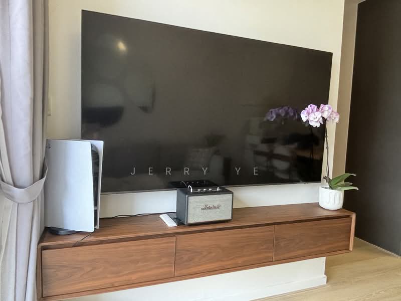 The Navian, Jalan Eunos, 2 Bedrooms, 657 sqft, Condominium For Sale, by Jerry Ye, 500143166 - Living Room - PropertyGuru.com.sg