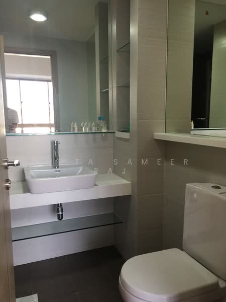 The Maylea, 242K Pasir Panjang Road, Room Rental, 200 sqft, Condominium For Rent, by Gupta Sameer Raj, 500143173 - Bathroom - PropertyGuru.com.sg